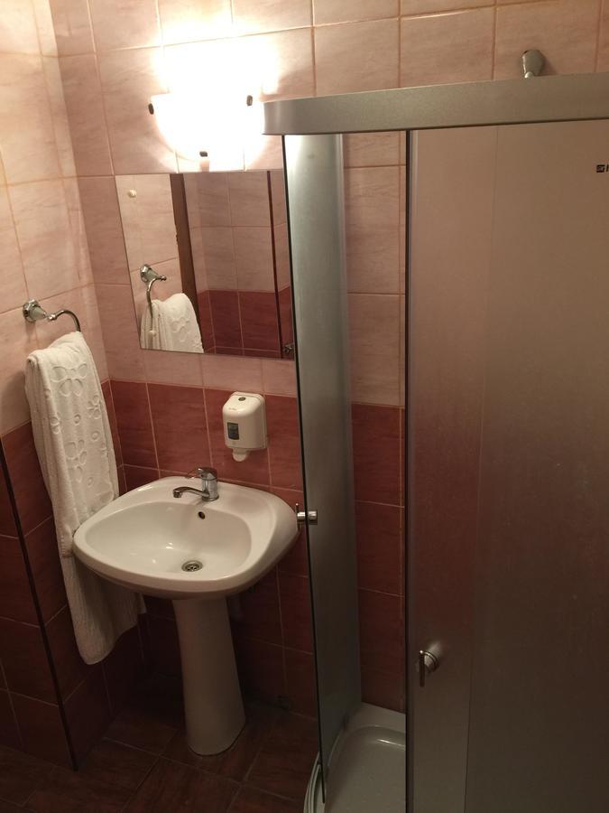 Hotel Rares Botoşani Dış mekan fotoğraf