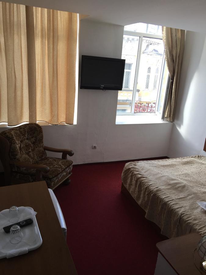 Hotel Rares Botoşani Dış mekan fotoğraf