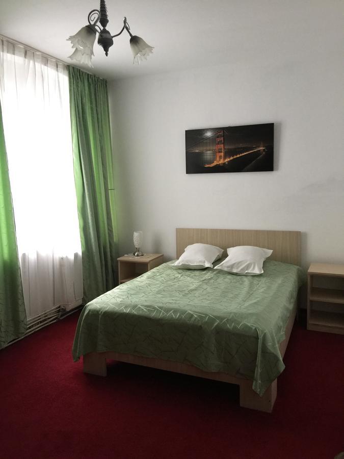 Hotel Rares Botoşani Dış mekan fotoğraf