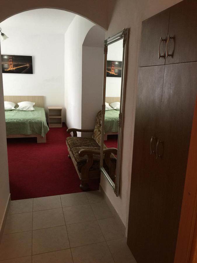 Hotel Rares Botoşani Dış mekan fotoğraf