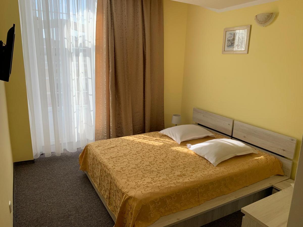 Hotel Rares Botoşani Dış mekan fotoğraf